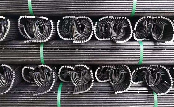 Packing of beam bolster with reinforcing bars
